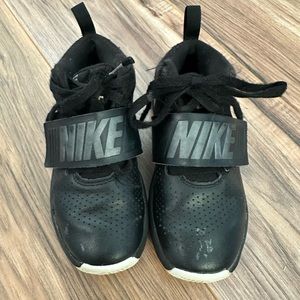 Boys Size 12 Nike Sneakers